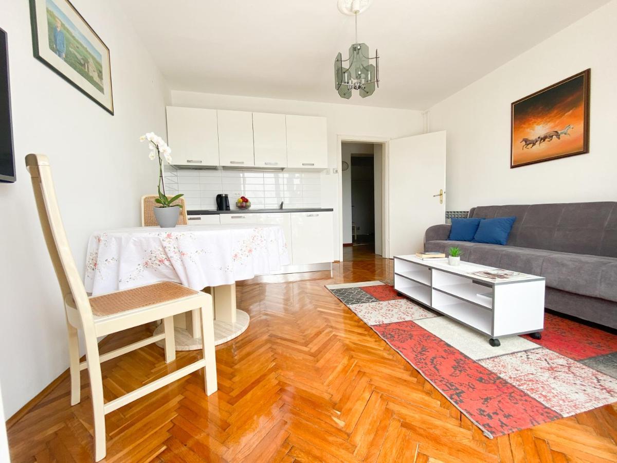 Apartment Centener Rovinj Bagian luar foto