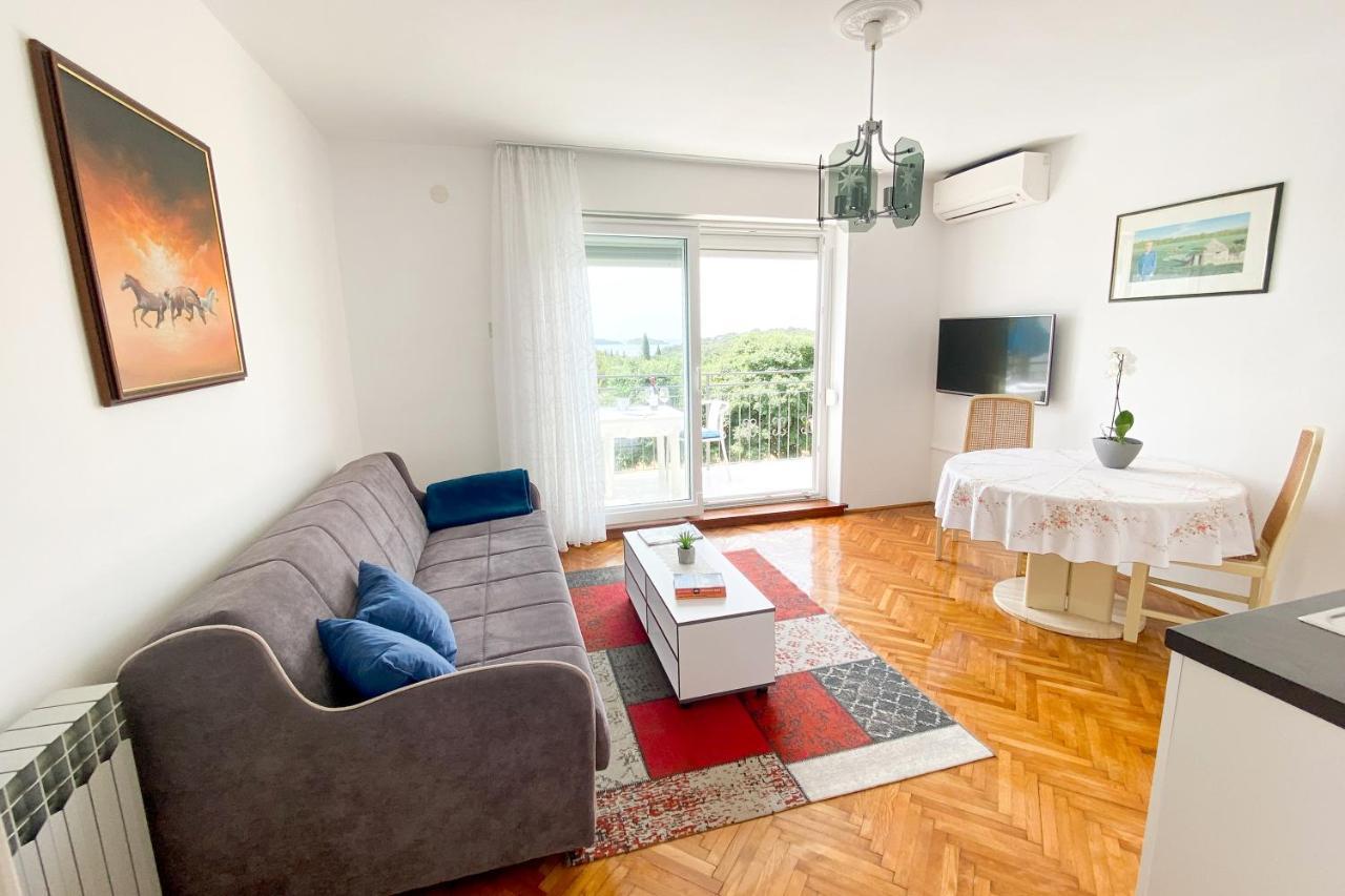 Apartment Centener Rovinj Bagian luar foto